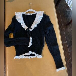 Black long sleeve tops